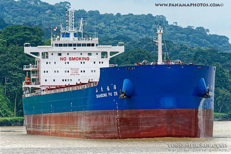 Shandong-Fu-Ze - Bulk Carrier vessel registered in Hong Kong