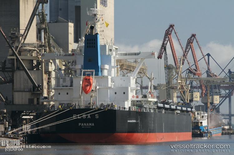 Propel-Wealth - Bulk Carrier vessel registered in Singapore