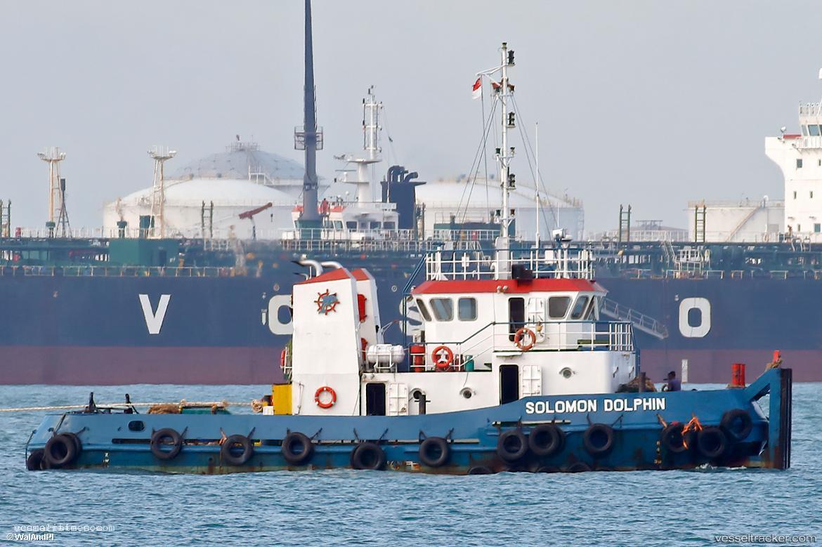 Solomon-Dolphin - Tug vessel registered in Indonesia