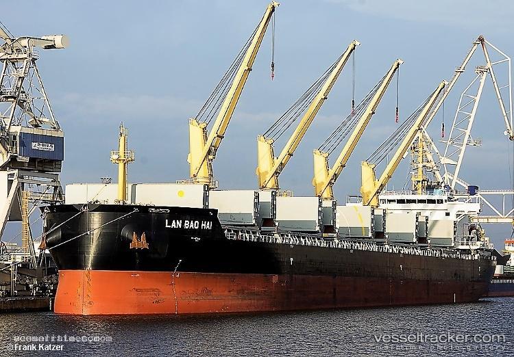 Lan-Bao-Hai - Bulk Carrier vessel registered in Hong Kong