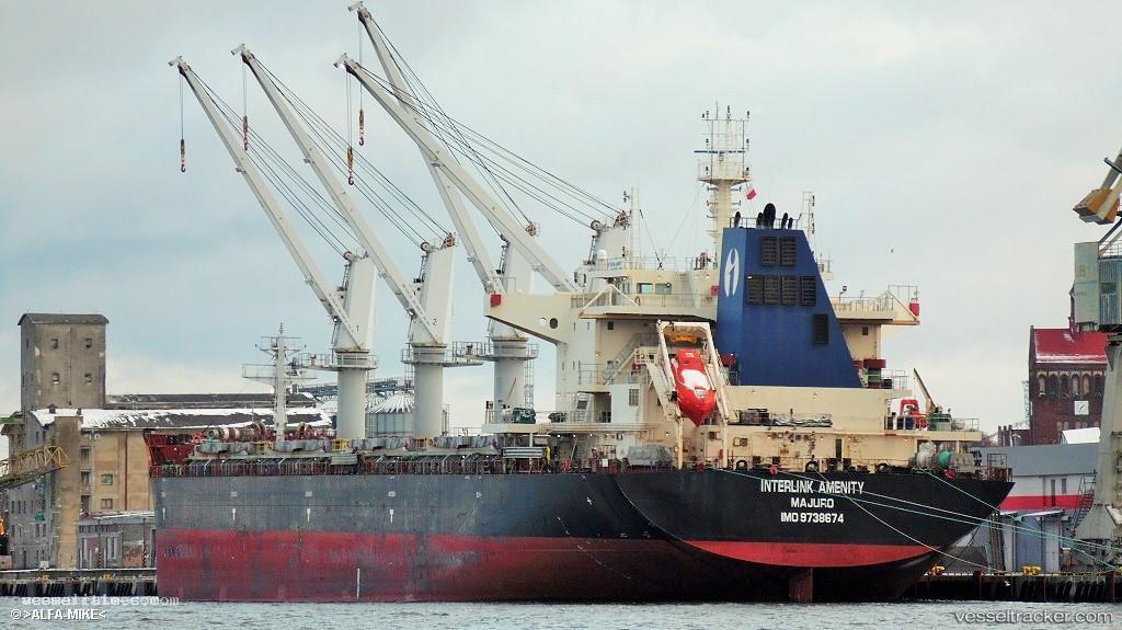 Hansa-Naree - Bulk Carrier vessel registered in Singapore