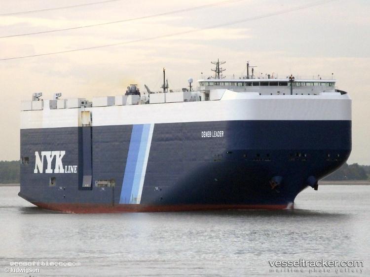 Deneb-Leader - Vehicles Carrier vessel registered in Panama