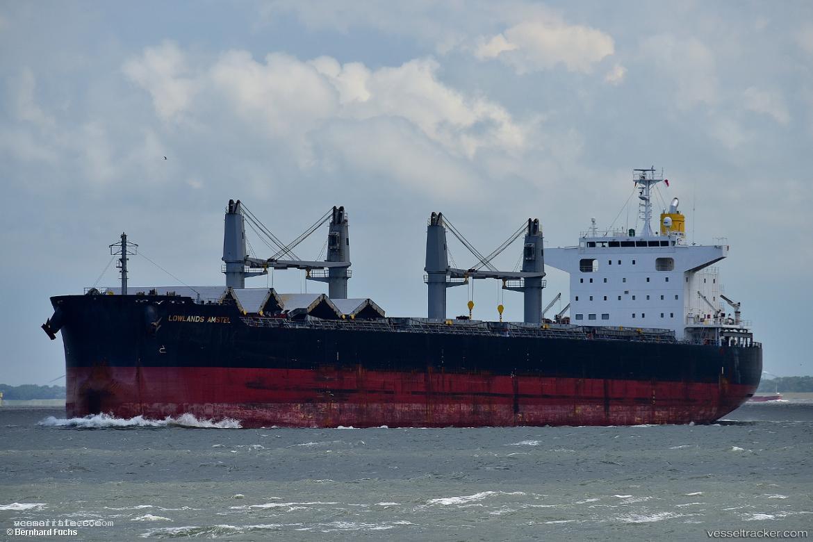 Jahan-Sisters1 - Bulk Carrier vessel registered in Bangladesh