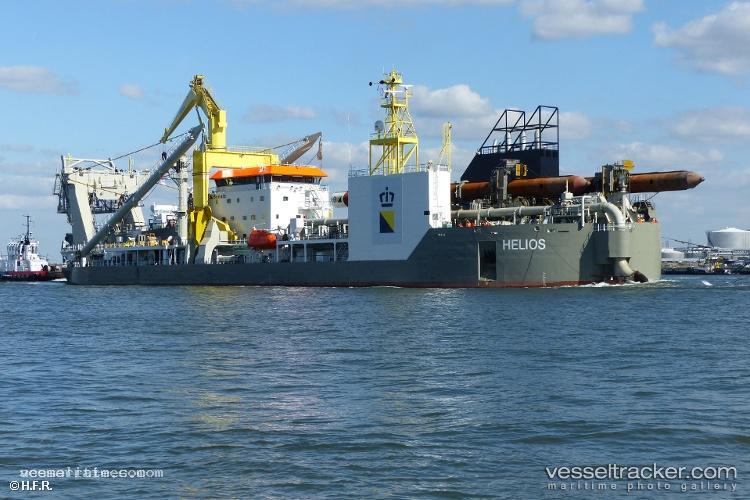 Helios - Dredger vessel registered in Cyprus