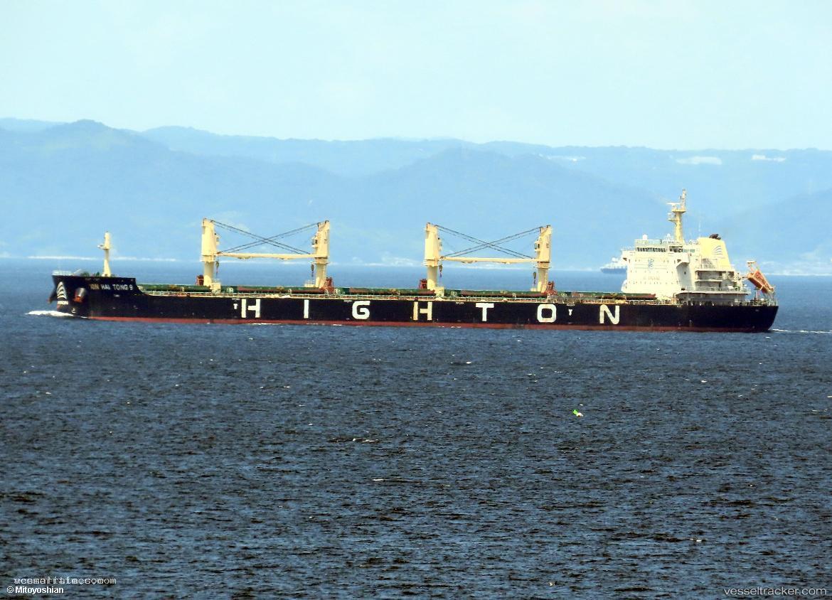 Xin-Hai-Tong-9 - Bulk Carrier vessel registered in Hong Kong