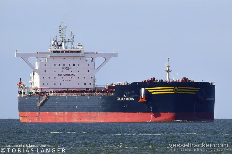 Golden-Incus - Bulk Carrier vessel registered in Marshall Islands