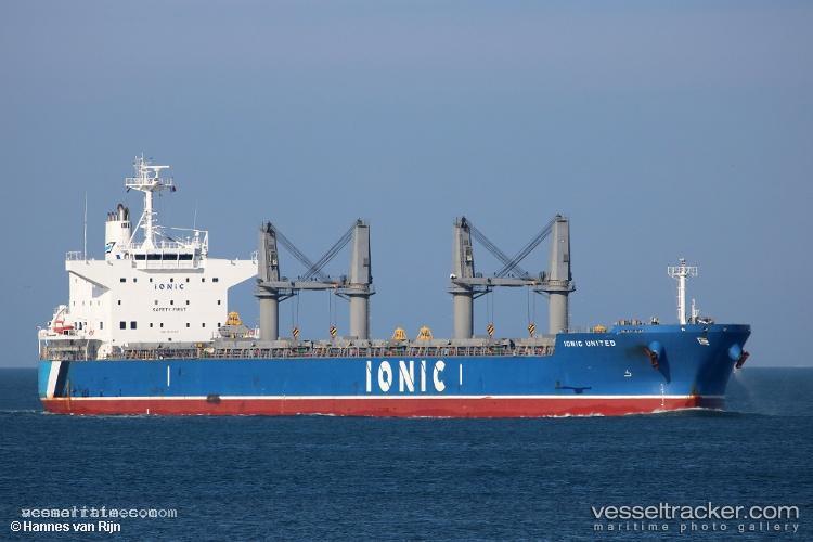 Mv-Ionic-United - Bulk Carrier vessel registered in Marshall Islands
