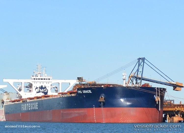 Fmg-Grace - Ore Carrier vessel registered in Singapore
