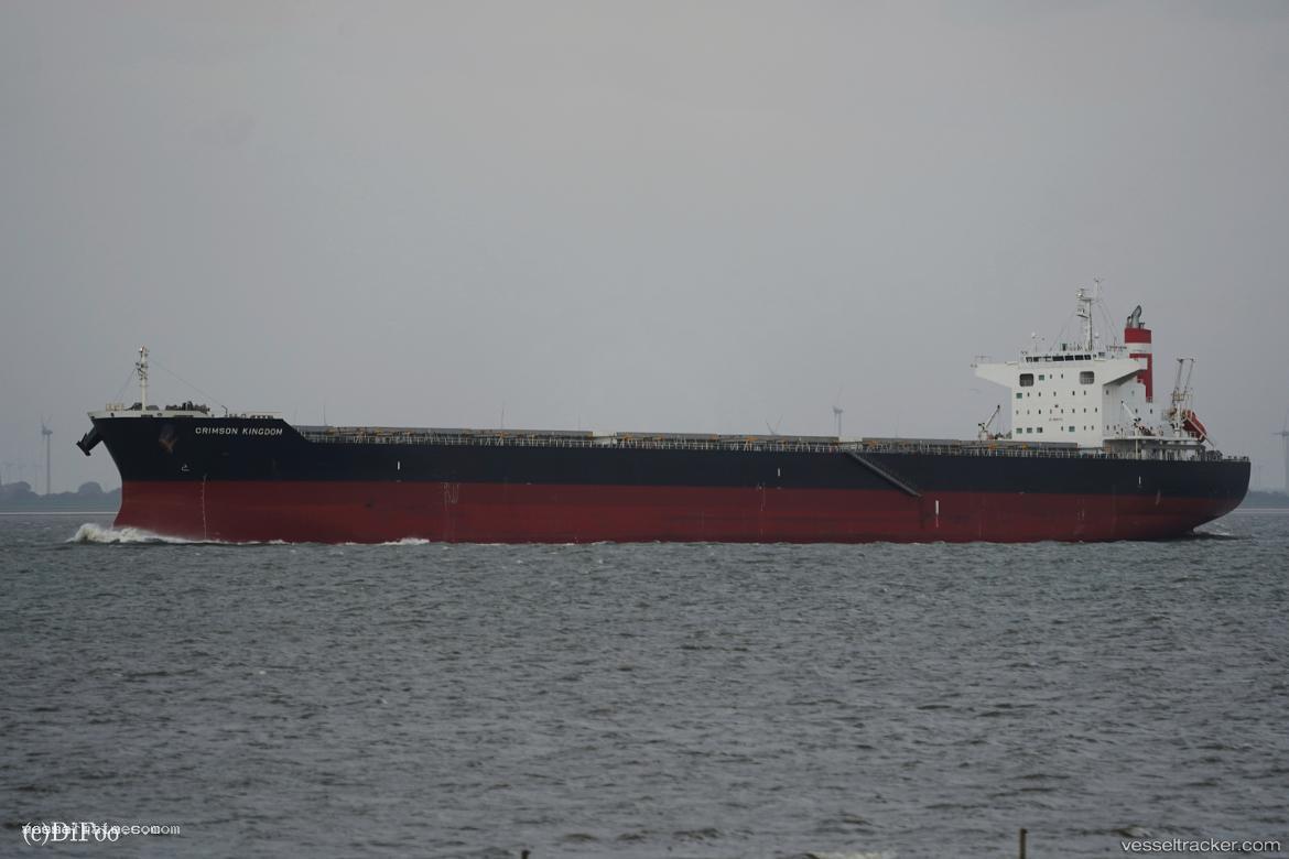 Crimson-Kingdom - Bulk Carrier vessel registered in Singapore