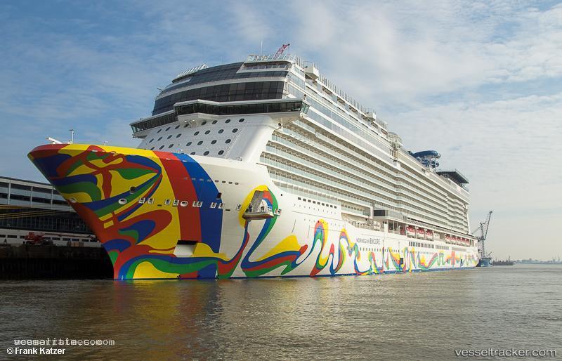 Norwegian-Encore - Cruise Ship vessel registered in Bahamas