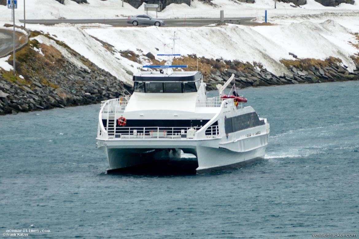 Aaroy - Passenger Ship vessel registered in Norway