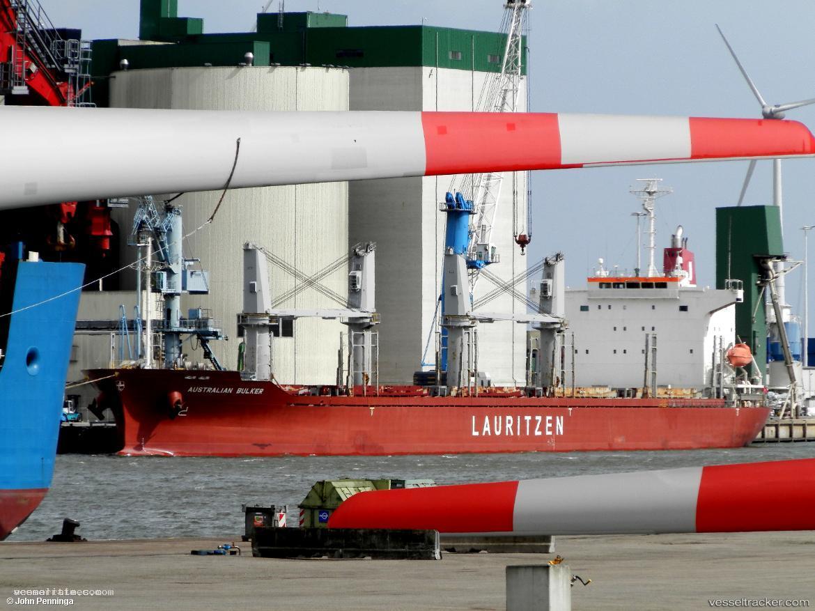 Seastar-Avalon - General Cargo Ship vessel registered in Marshall Islands