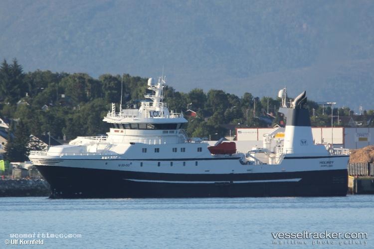 Holmoy - Fishing Vessel vessel registered in Norway