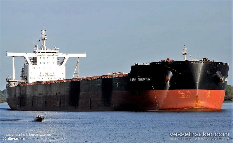 Star-Sienna - Bulk Carrier vessel registered in Liberia
