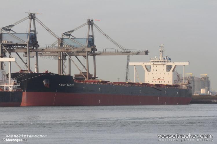 Star-Karlie - Bulk Carrier vessel registered in Liberia
