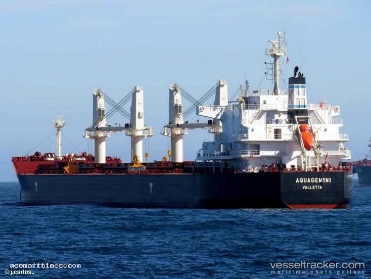 Aquagemini - Bulk Carrier vessel registered in Liberia