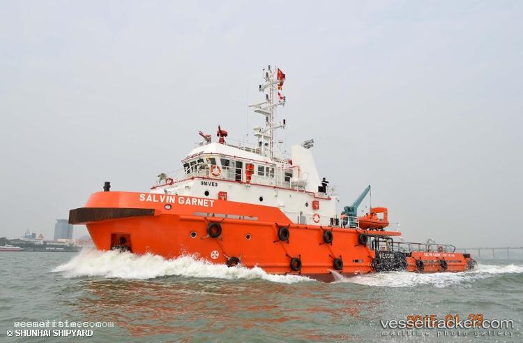 Seaeagles-Shark - Tug vessel registered in Saint Vincent and the Grenadines