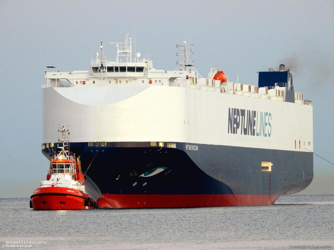 Neptune-Barcelona - Vehicles Carrier vessel registered in Marshall Islands