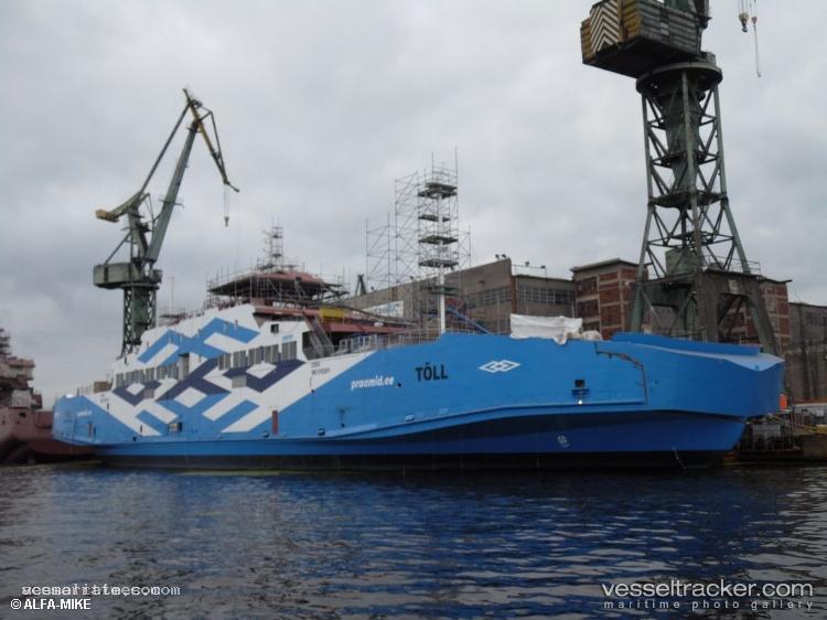 Toll - Passenger Ro Ro Cargo Ship vessel registered in Estonia