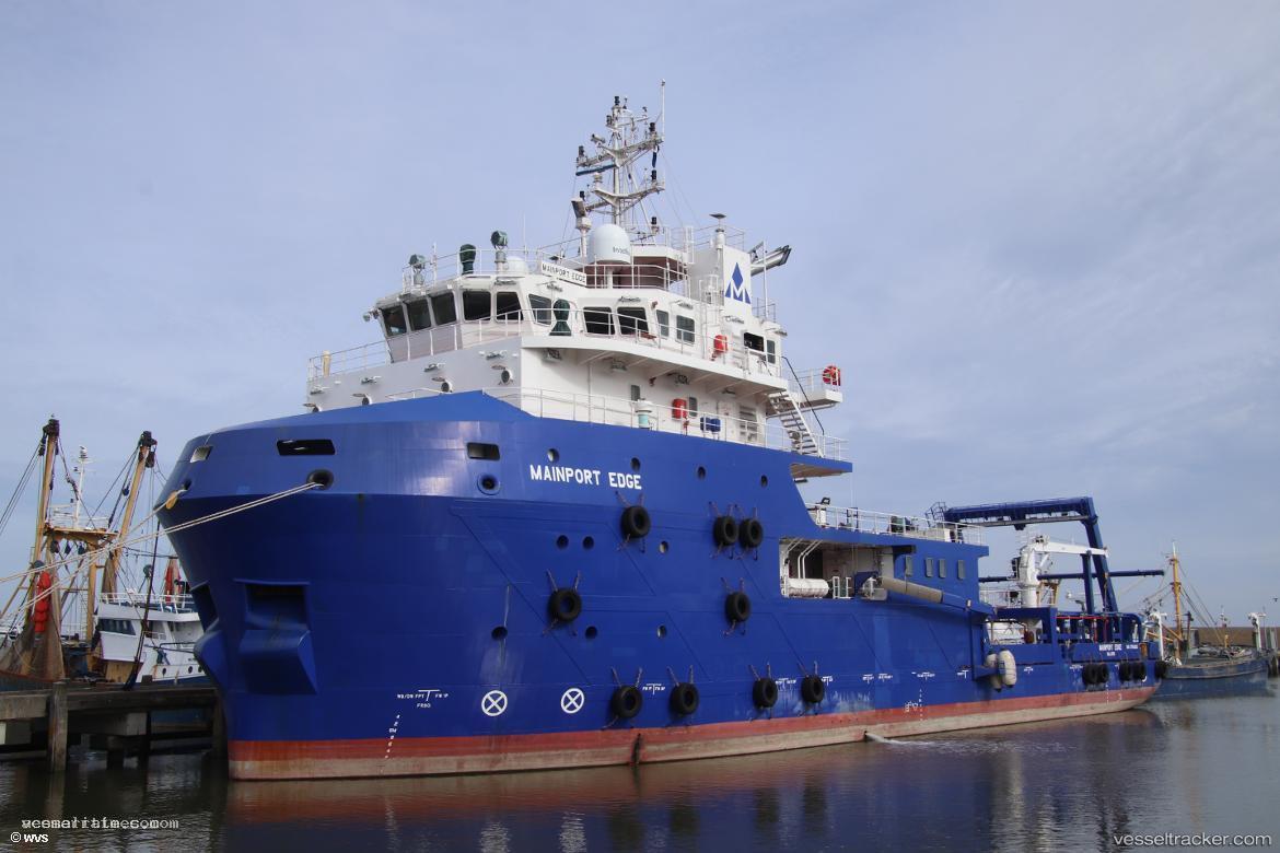 Mainport-Edge - Offshore Tug Supply Ship vessel registered in Marshall Islands
