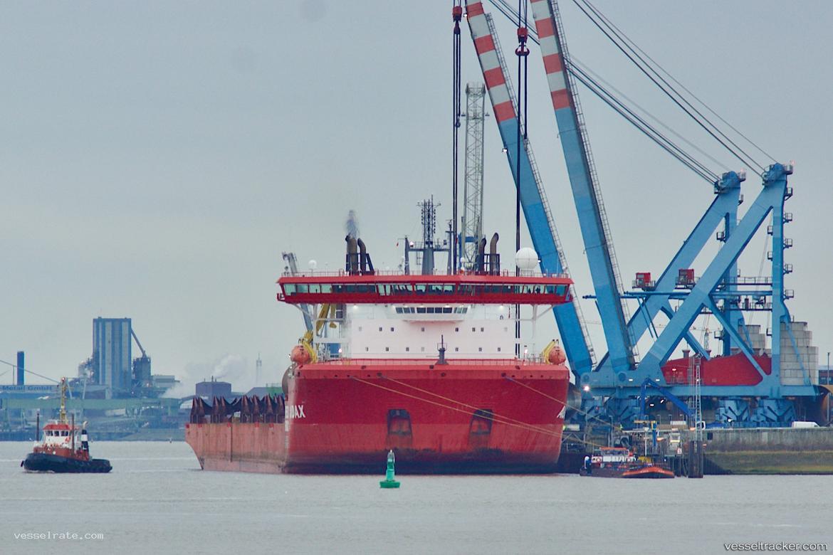 Audax - Heavy Load Carrier vessel registered in Singapore