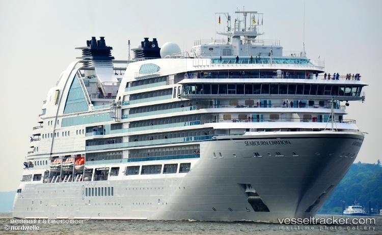 Seabourn-Ovation - Cruise Ship vessel registered in Bahamas