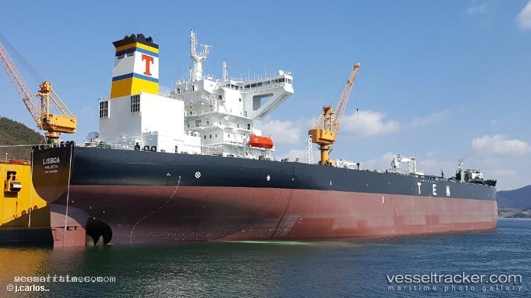 Lisboa - Crude Oil Tanker vessel registered in Malta