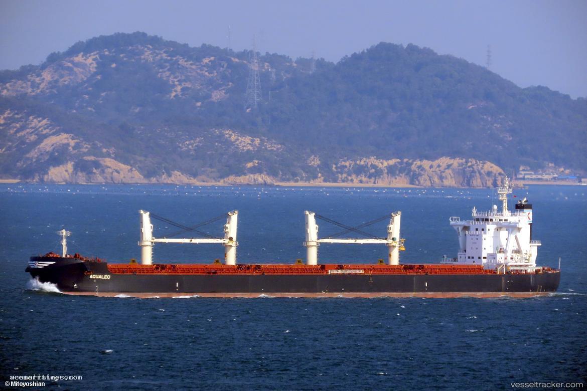 Aqualeo - Bulk Carrier vessel registered in Liberia