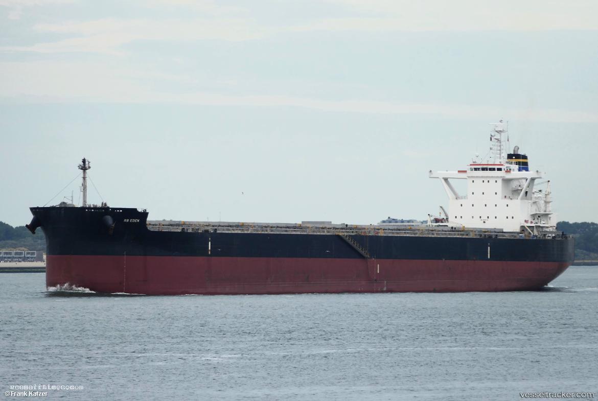 Rb-Eden - Bulk Carrier vessel registered in Marshall Islands