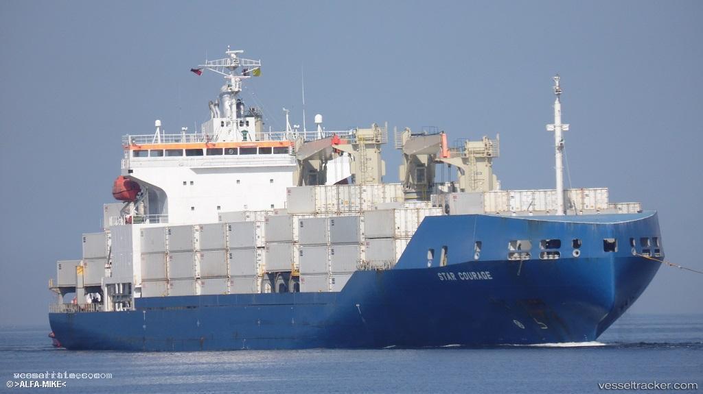 Star-Courage - Refrigerated Cargo Ship vessel registered in Panama