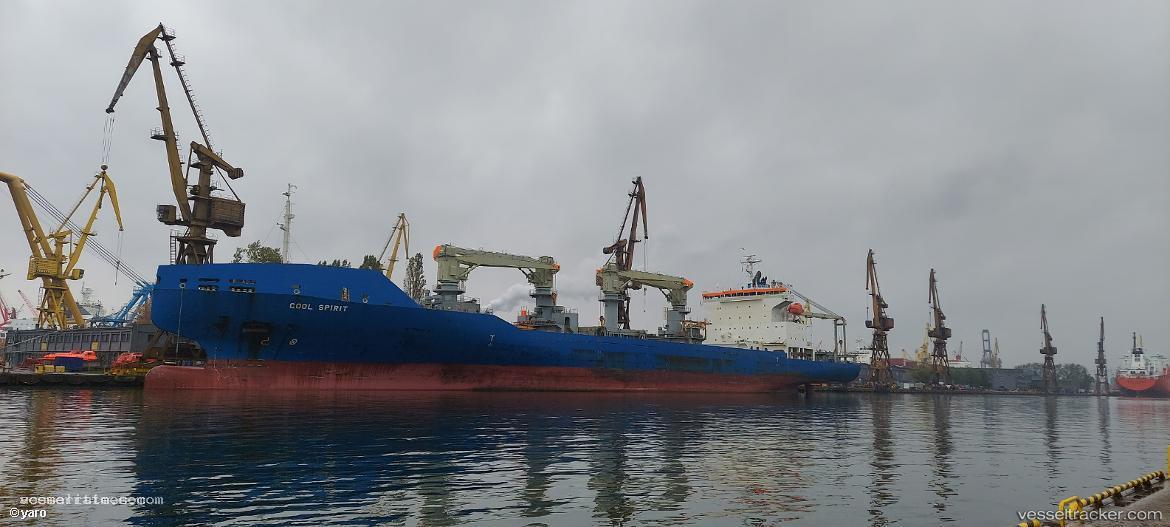 Cool-Spirit - Refrigerated Cargo Ship vessel registered in Bahamas