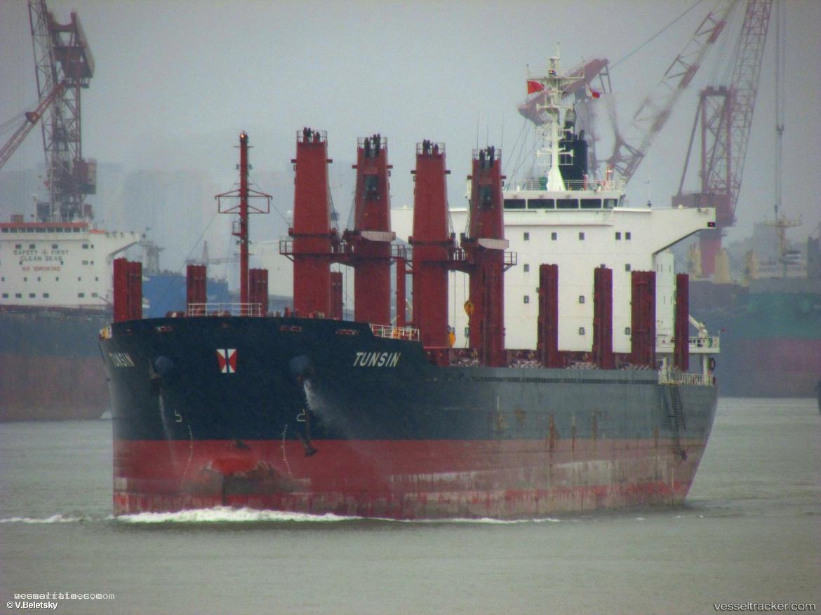Tunsin - Bulk Carrier vessel registered in Hong Kong