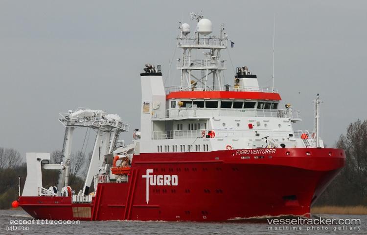 Fugro-Venturer - Research Vessel vessel registered in Bahamas