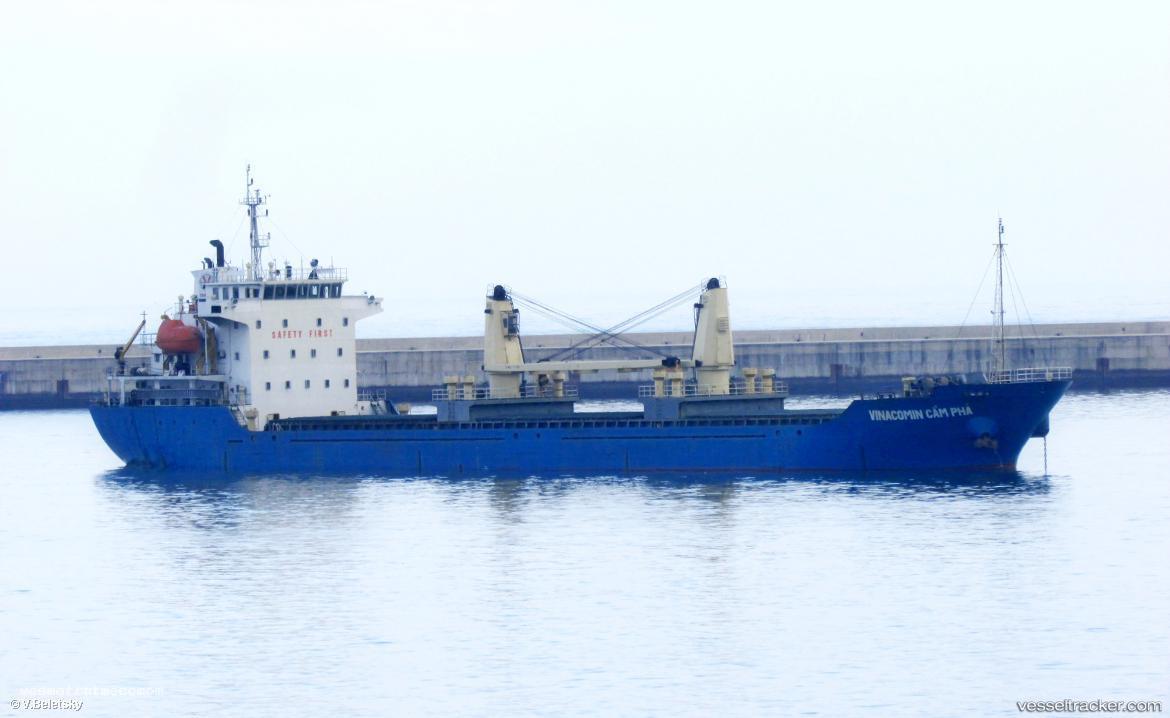 Vinacomin-Cam-Pha - General Cargo Ship vessel registered in Vietnam