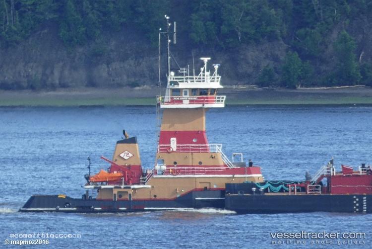 Dylan-Cooper - Pusher Tug vessel registered in United States of America