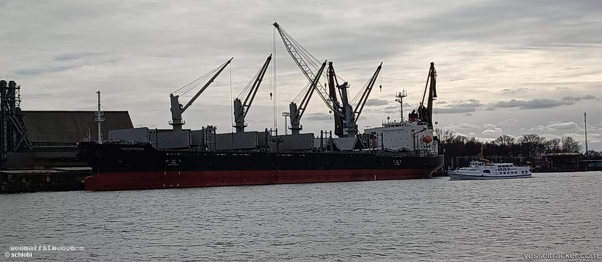 Mountpark - General Cargo Ship vessel registered in United Kingdom