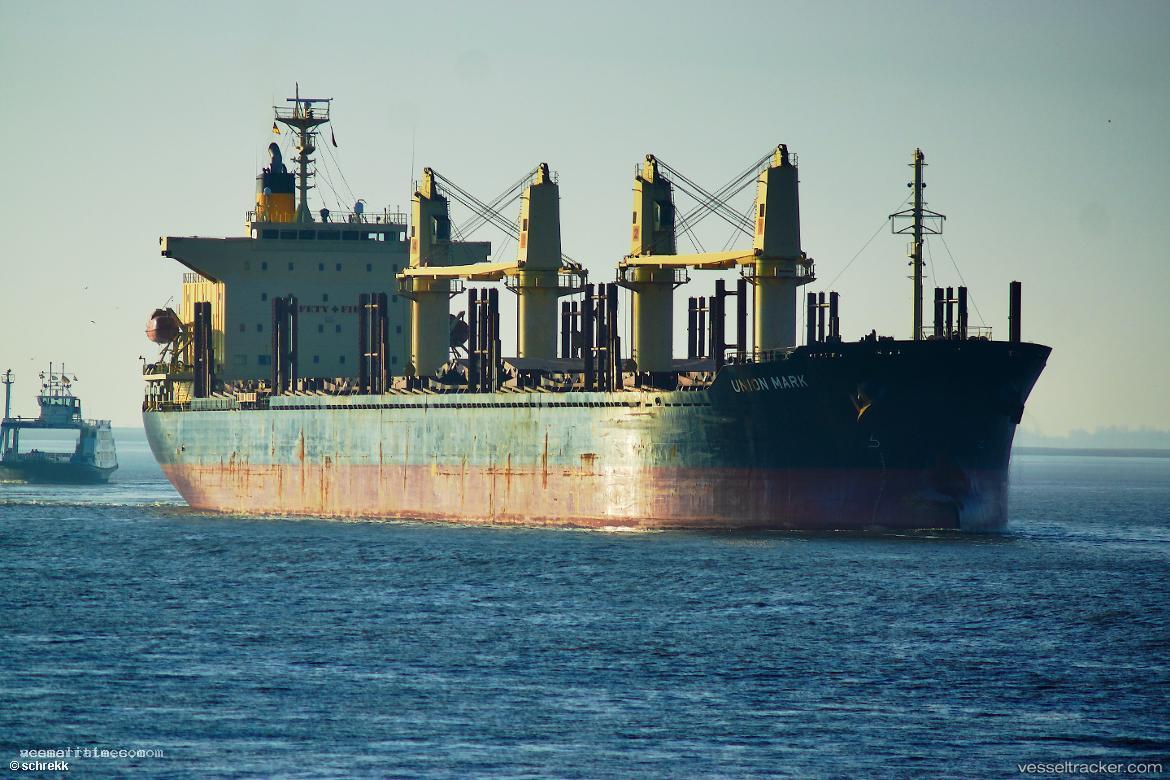 Union-Mark - Bulk Carrier vessel registered in Marshall Islands