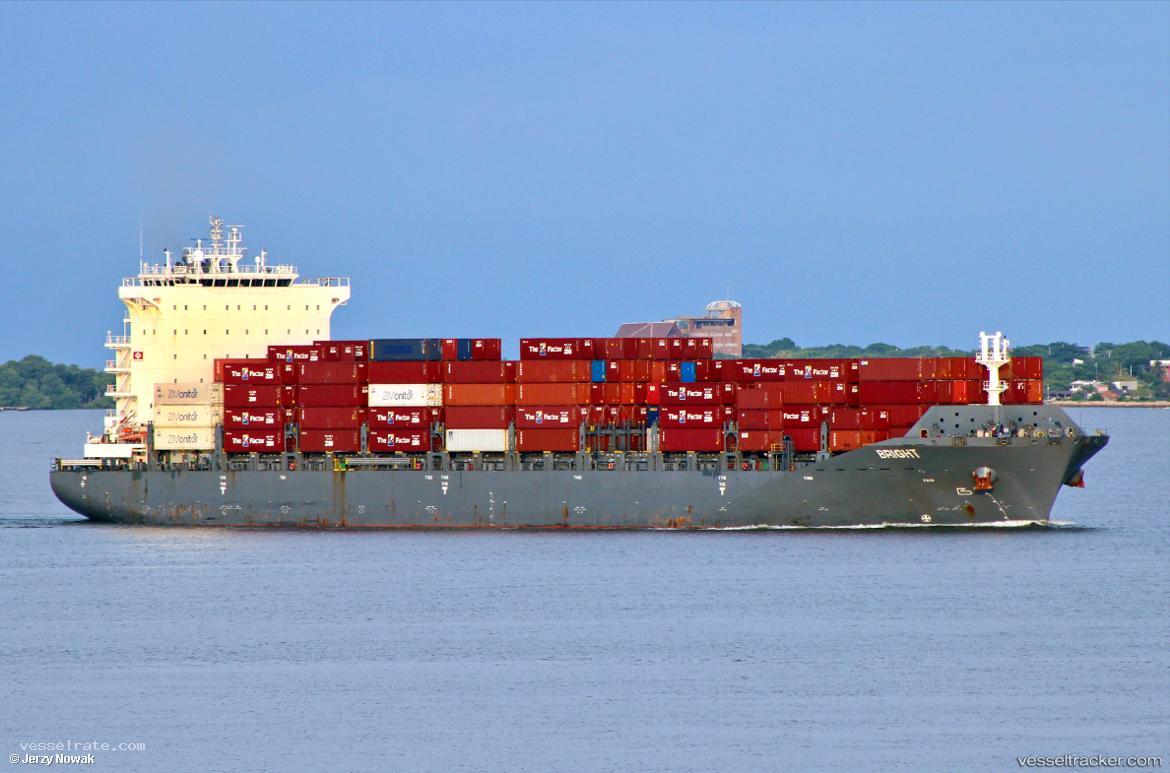 Bright - Container Ship vessel registered in Portugal