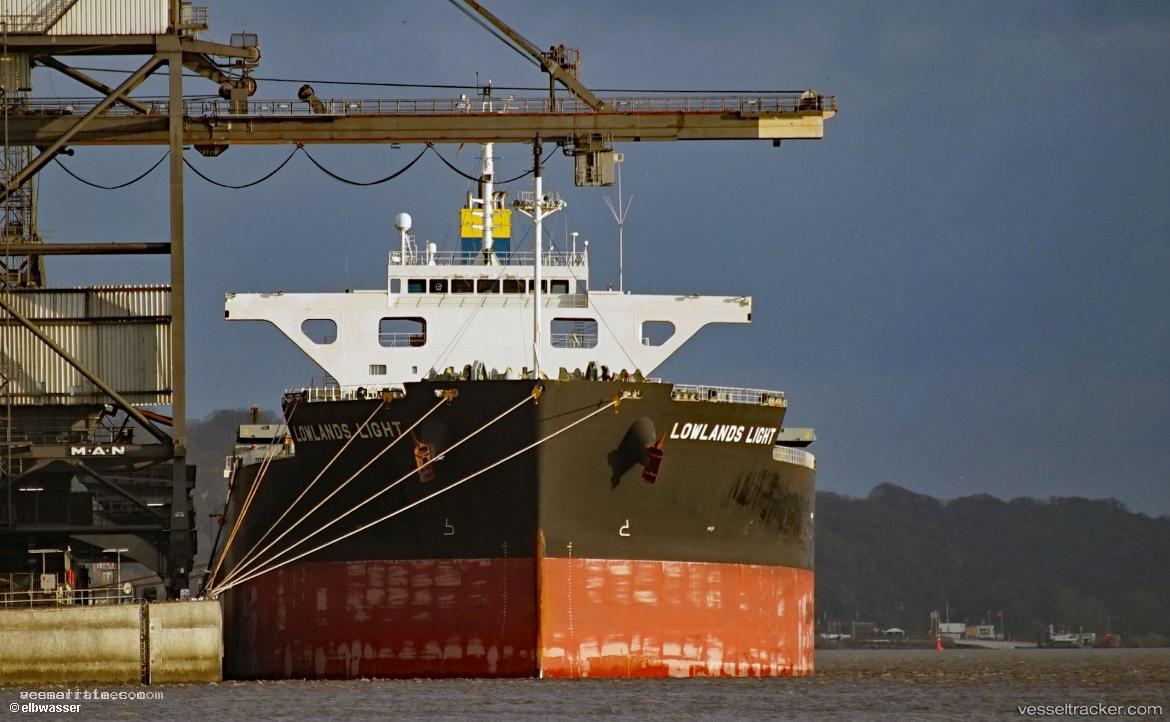 Medi-Amalfi - Bulk Carrier vessel registered in Liberia