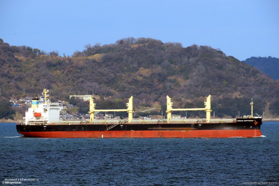 Ocean-Happiness - Bulk Carrier vessel registered in Hong Kong