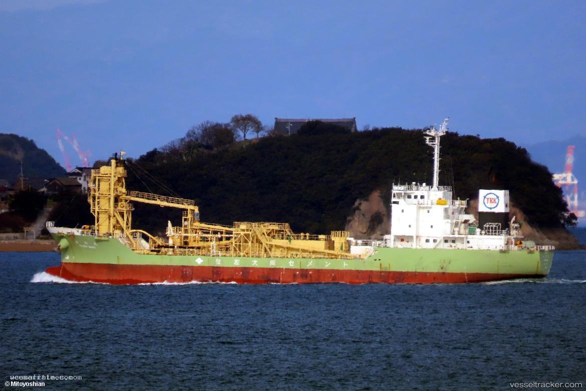 Taisho-Maru - Cement Carrier vessel registered in Japan