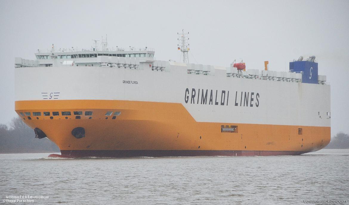 Grande-Florida - Vehicles Carrier vessel registered in Italy