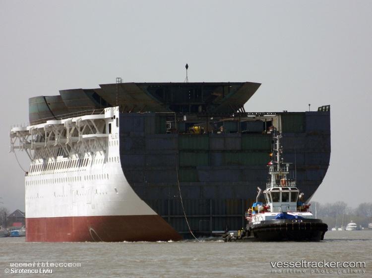 Marcandrea - [tug.salvage_tug] vessel registered in Italy