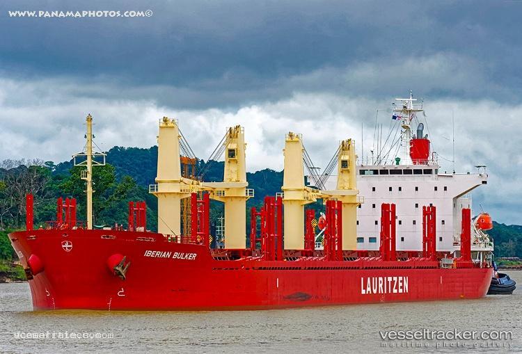 Iberian-Bulker - Bulk Carrier vessel registered in Denmark