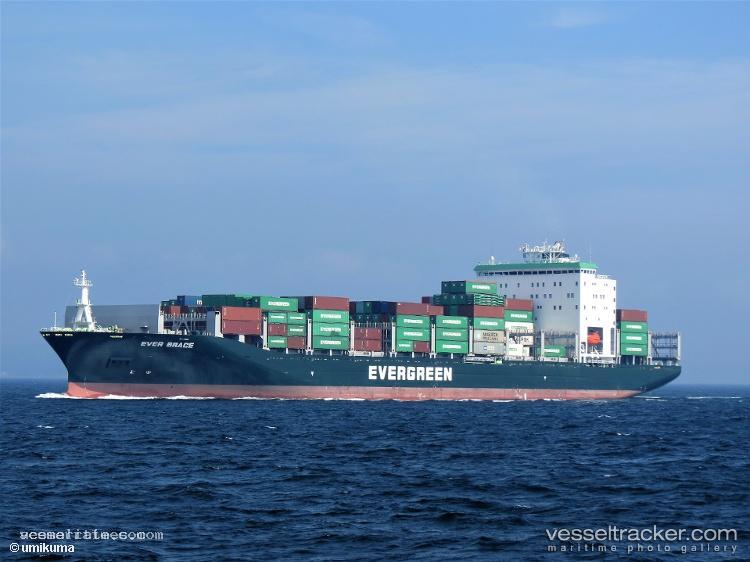 Ever-Brace - Container Ship vessel registered in Panama
