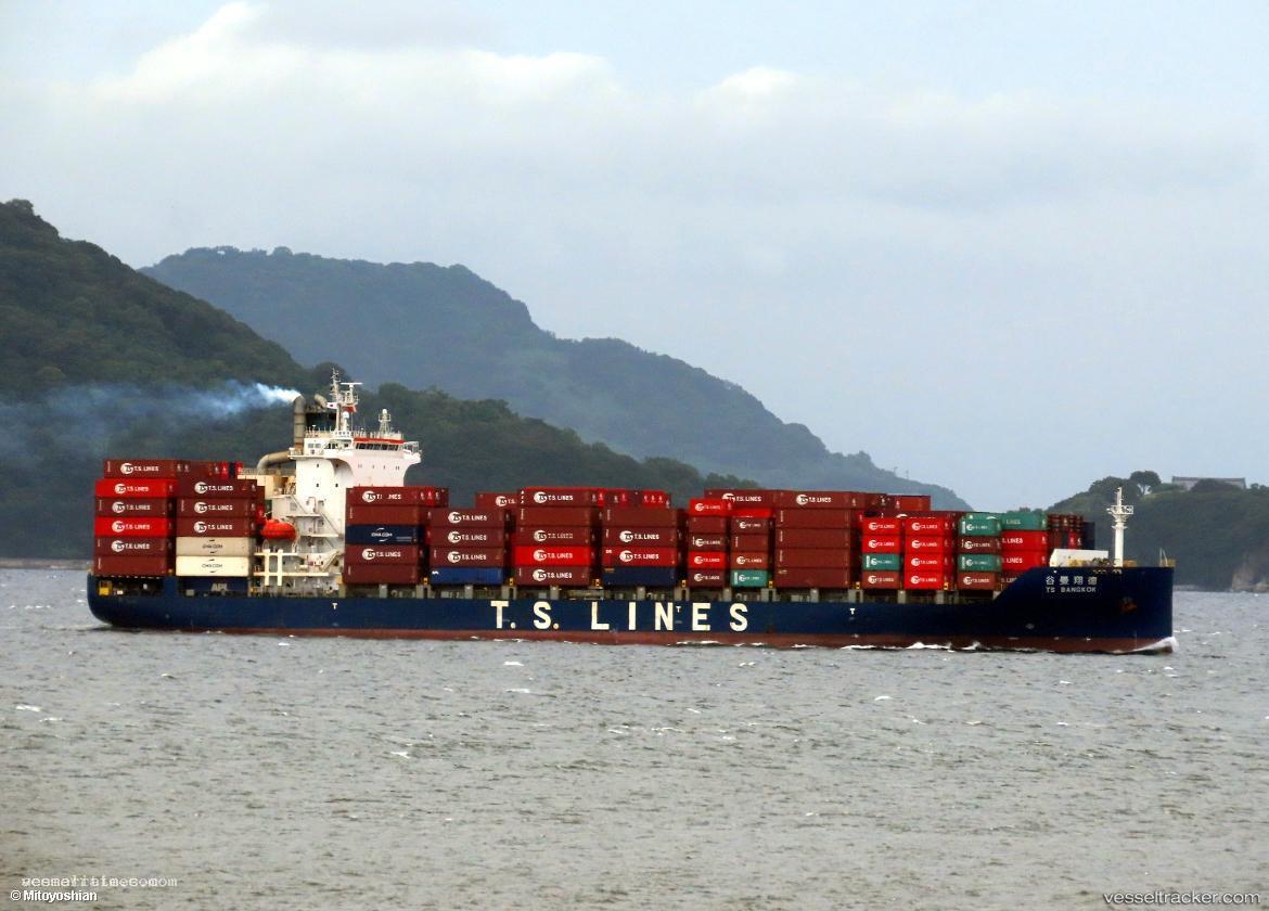Ts-Bangkok - Container Ship vessel registered in Marshall Islands
