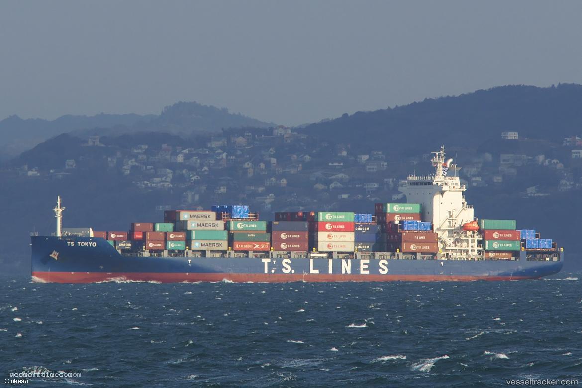 Ts-Tokyo - Container Ship vessel registered in Marshall Islands