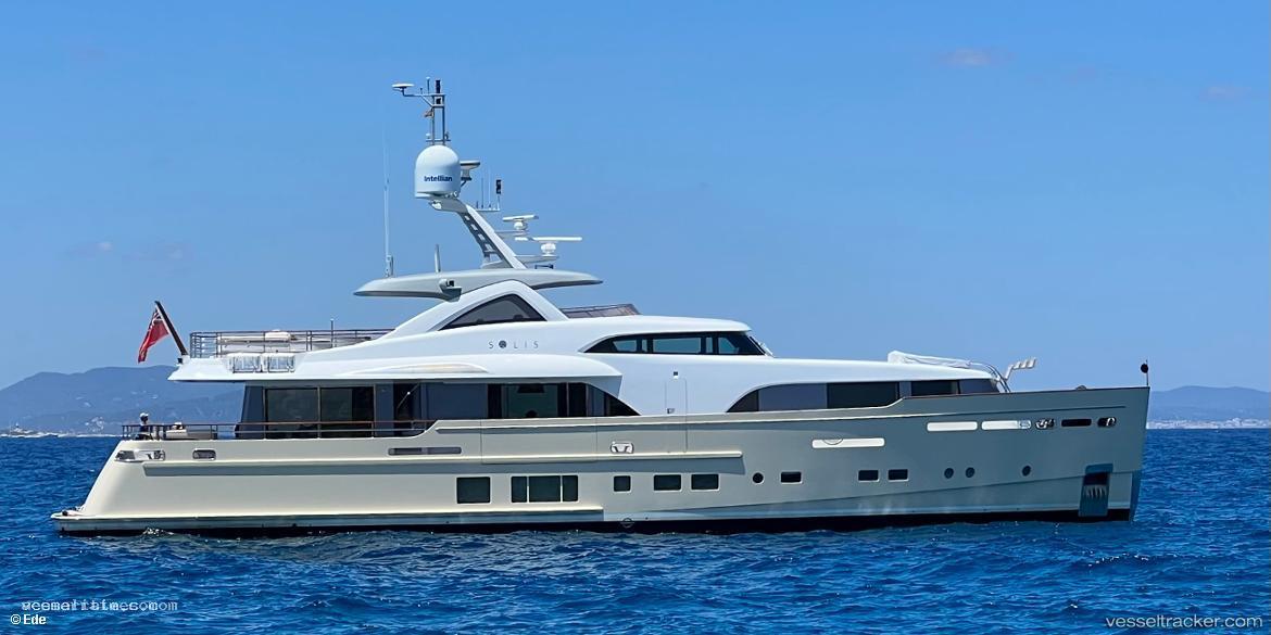 Solis - Sailing Vessel vessel registered in Cayman Islands