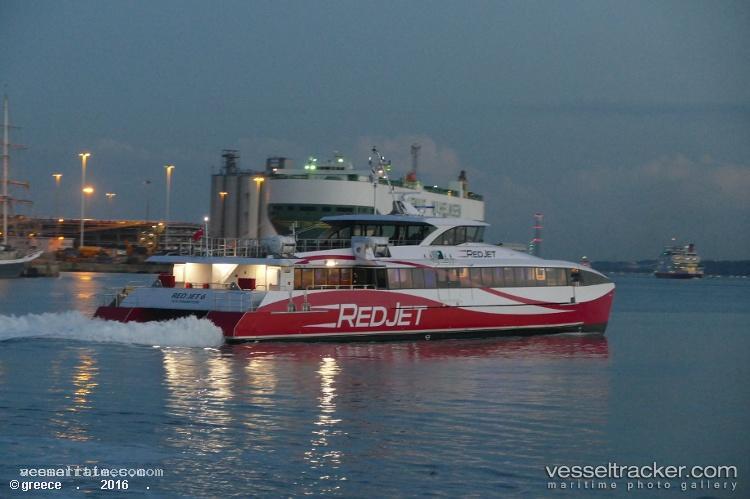Red-Jet-6 - Passenger Ship vessel registered in United Kingdom