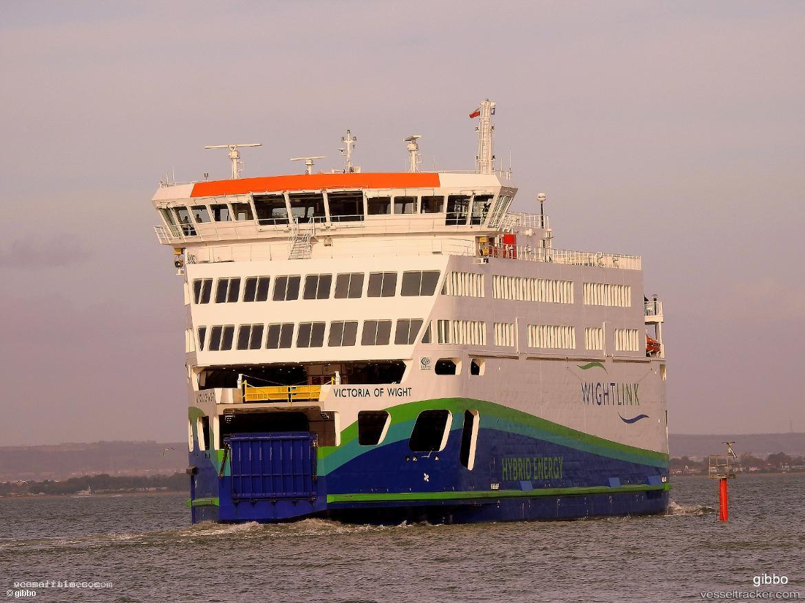 Victoria-Of-Wight - Passenger Ro Ro Cargo Ship vessel registered in United Kingdom